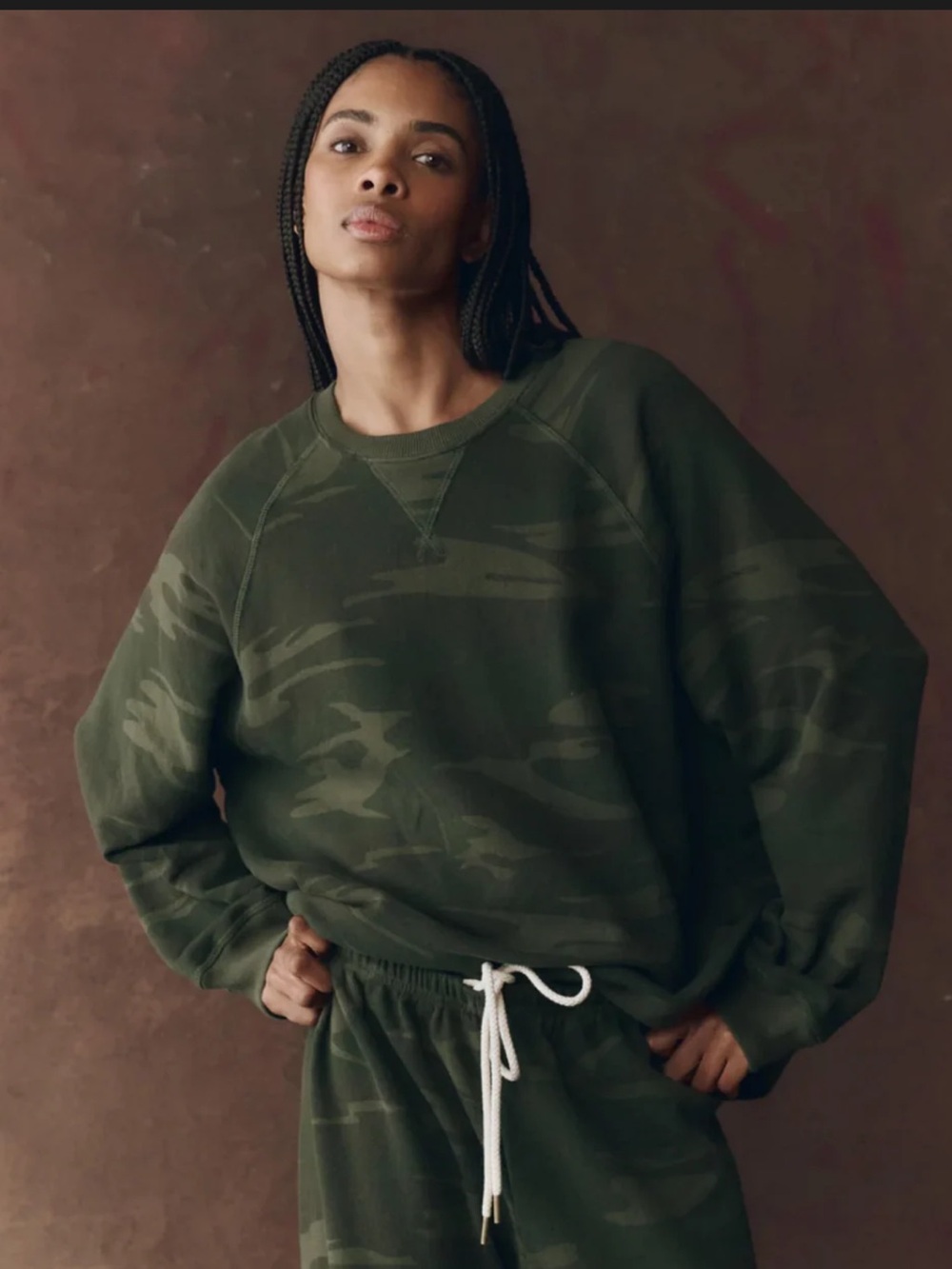 THE GREAT. the Slouch Olive Forest Camo Crewneck Sweatshirt 🫒 🌲